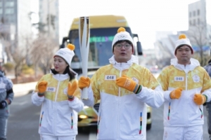 2018 평창 동계올림픽대회, 충북 제천 주자 55명, 인천서 ‘성화 불꽃’ 밝혔다